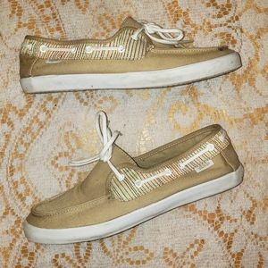 Van's "Surf Sider" Off-the-Wall tan boat shoes 6.5